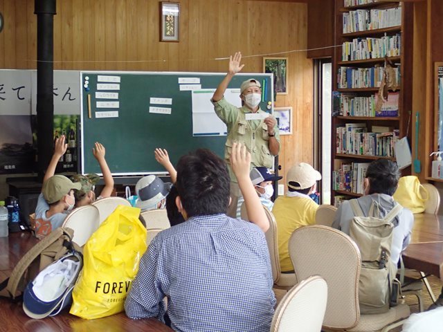 9月「ろうきん森の学校自然体験活動」を開催しました♪：詳細ページを見る