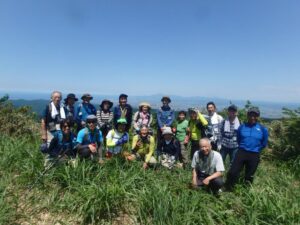 7月10日「中ノ俣古道ツアー 「初夏の海前峰を歩く」」を募集中!:詳細ページを見る