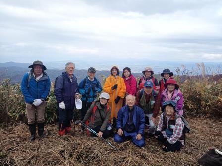 11月「中ノ俣古道散策会 「秋の海前峰を歩く」」を開催しました！：詳細ページを見る